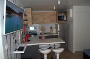 Kuchyň nebo kuchyňský kout v ubytování Mobile home - EXCLUSIVE