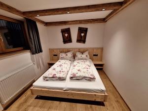 Fotografie z fotogalerie ubytování Ferienwohnung Samerbauer v destinaci Hopfgarten im Brixental