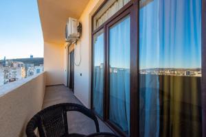 Ein Balkon oder eine Terrasse in der Unterkunft Cozy corner