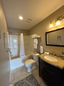 Fotografie z fotogalerie ubytování Pacific Rim Guest Lodge - Adults Only v destinaci Ucluelet + 43 fotografií