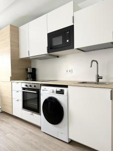 Nhà bếp/bếp nhỏ tại Aloha Apartment Ronda - Free parking