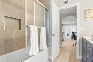 Fotografie z fotogalerie ubytování Cheerful Spacious Tempe Pool v destinaci Tempe