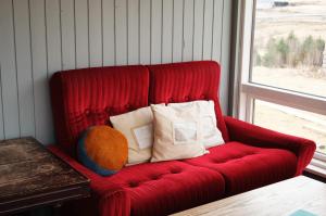 Ein Sitzbereich in der Unterkunft Vík Hostel