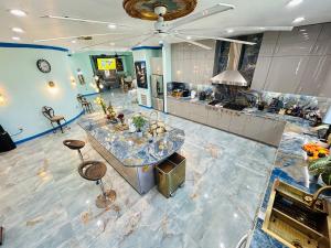 Fotografie z fotogalerie ubytování Luxury Palace / Vacation Home v destinaci Alvin