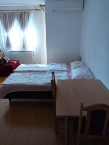 Postel nebo postele na pokoji v ubytování Apartment in Banja Koviljaca