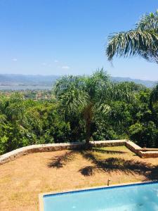 Pemandangan kolam renang di Casa do Angel atau berdekatan