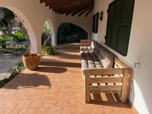 Galeriebild der Unterkunft Villa Cecylia in Es Canutells