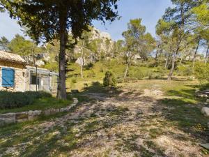 Zdjęcie z galerii obiektu Mas Provençal avec Piscine, Parc Privé et Studio Indépendant - Saint-Rémy-de-Provence - FR-1-599-74 w mieście Saint-Rémy-de-Provence