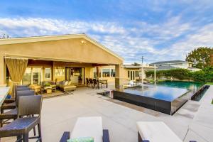 Casa con piscina y patio en Panoramic Ocean sunset Views with Heated Pool & Spa best location en San Diego