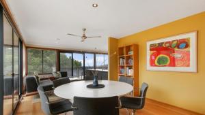 Afbeelding uit fotogalerij van On the Hill at Metung in Metung