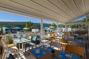 A restaurant or other place to eat at Rabac Sunny Hotel & Residence