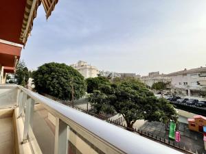 A balcony or terrace at Las Palomas Beach