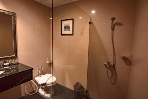 Bagno di The Mirah Hotel Bogor