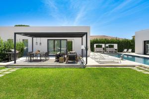 Bazén v ubytovaní Villa Bonita alebo v jeho blízkosti