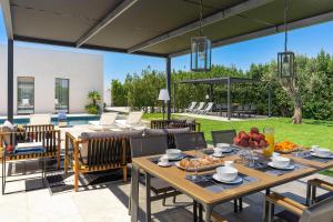 Vonkajšia záhrada v ubytovaní Villa Bonita