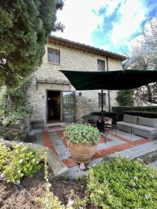 Κήπος έξω από το Casa degli Ori