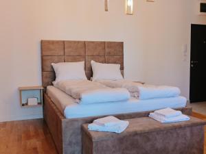 Postel nebo postele na pokoji v ubytování A-apartmani