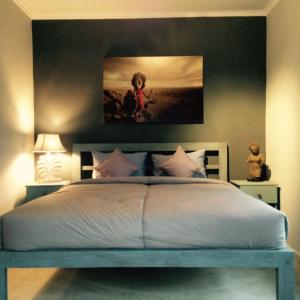 Postel nebo postele na pokoji v ubytování 4BR 300m2 whole house walking distance from Finns Beach Club