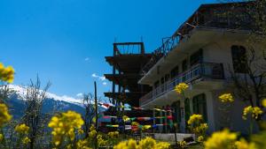 Splošen pogled na gorovje oz. razgled na gore, ki ga ponuja hostel