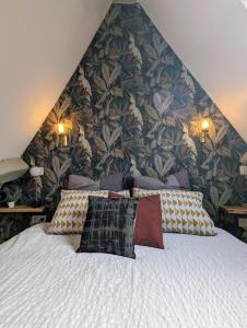 Billede fra billedgalleriet på Treehouse - Funky home - Terrasse sur le toit - Mezzanine - full appartment i Rouen