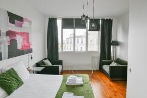 Posedenie v ubytovaní Huge and bright 4BD for 10 guests Sacre-Coeur