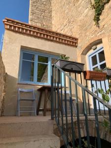 Gallery image of Apartamento en Casa del Siglo XVI con caballos in Ametlla