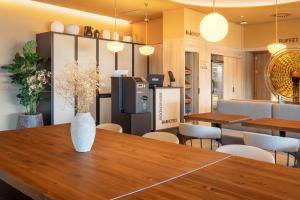 B&B HOTEL Écija的厨房或小厨房