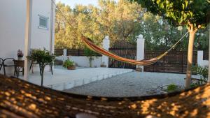 Zahrada ubytování Afrathias Beachhouse - Cretan Hideaway