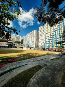 Bygningen som lejligheden ligger i + 19 billeder