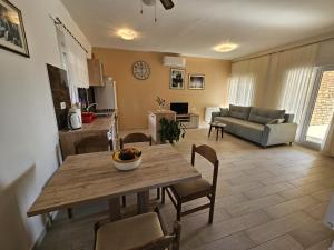 Kuchyň nebo kuchyňský kout v ubytování Apartment Marija