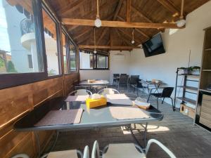 Μια τηλεόραση ή/και κέντρο ψυχαγωγίας στο Vila Clara