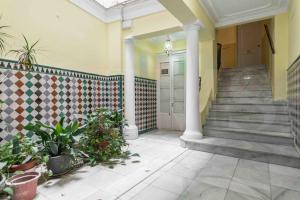 Foto dalla galleria di Charming apartment with private patio by REMS a Málaga
