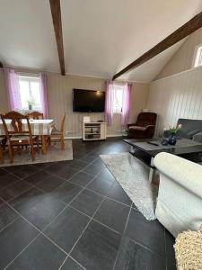 Gallery image of Lite hus til leie sommeren 2024 in Arendal