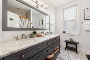 Gambar di galeri bagi Beatty's Bohemian Retreat di Pittsburgh