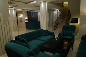 A seating area at Marionn Hotel