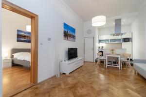Cucina o angolo cottura di The BEST LOCATION in Prague, Charles Bridge & Old Town Square