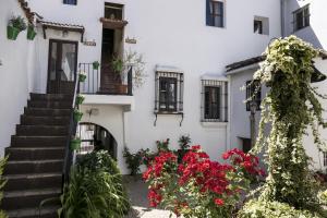 Ogród w obiekcie Alojamientos Turísticos Biarritz