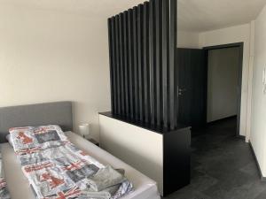 Postel nebo postele na pokoji v ubytování Apartment Aqualonnähe