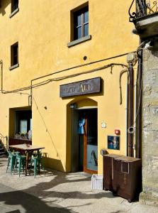 Gallery image of LocAle Guest House in Pietralunga