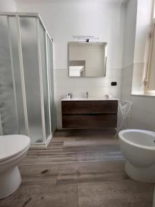 Ένα μπάνιο στο L Ancora di Ortigia