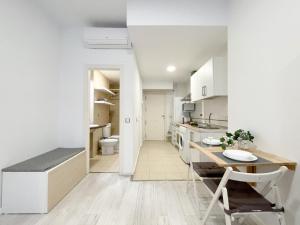 Kuchyňa alebo kuchynka v ubytovaní Estudio en Malaga centro