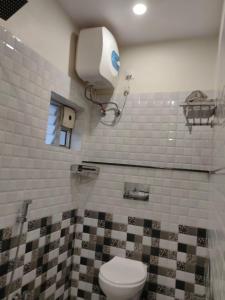 Kylpyhuone majoituspaikassa SPOT ON Hotel Online