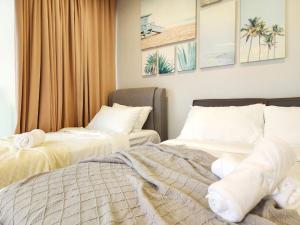 Ένα ή περισσότερα κρεβάτια σε δωμάτιο στο 3min to Pavilion & MRT [1-6Pax] View Menara 118 by MOJI HOME