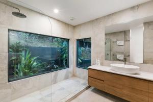 Ein Badezimmer in der Unterkunft Elementa Whitsundays