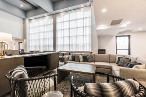 Posezení v ubytování Staybridge Suites - Dawson Creek by IHG