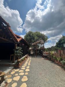 Κήπος έξω από το Mộc Home Măng Đen - 15 Phan Đình Phùng