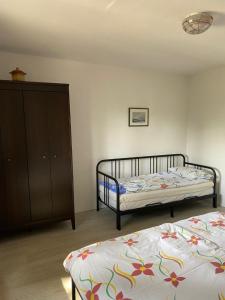 Posteľ alebo postele v izbe v ubytovaní Apartments Lili I