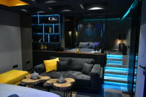 Posezení v ubytování Private Spa Penthouse
