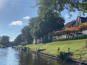 Billede fra billedgalleriet på Simmerdeis on the canal i Friedrichstadt