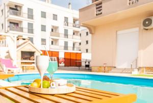 Bazén v ubytování Apartment Kiara with Pool nebo v jeho okolí